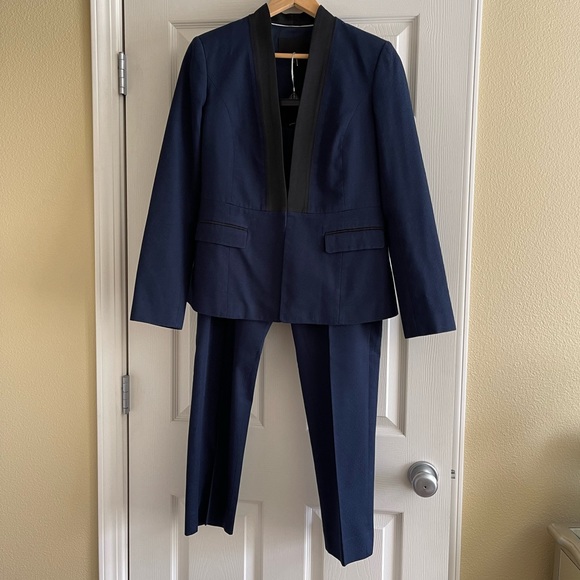 Banana Republic Navy Blue Ryan Tuxedo Pants (size 8p) - Picture 9 of 14